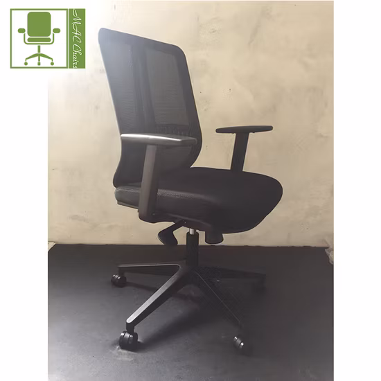 Asiento acolchado de tela con respaldo de malla Silla de oficina con mecanismo basculante de nailon